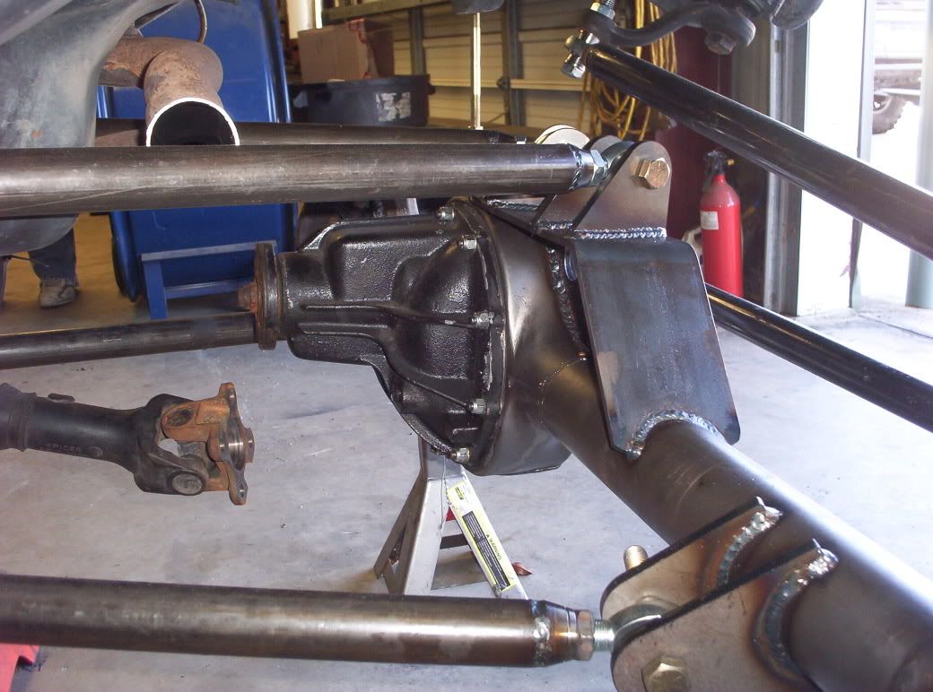 3 link or 4 link for the front Pirate 4x4